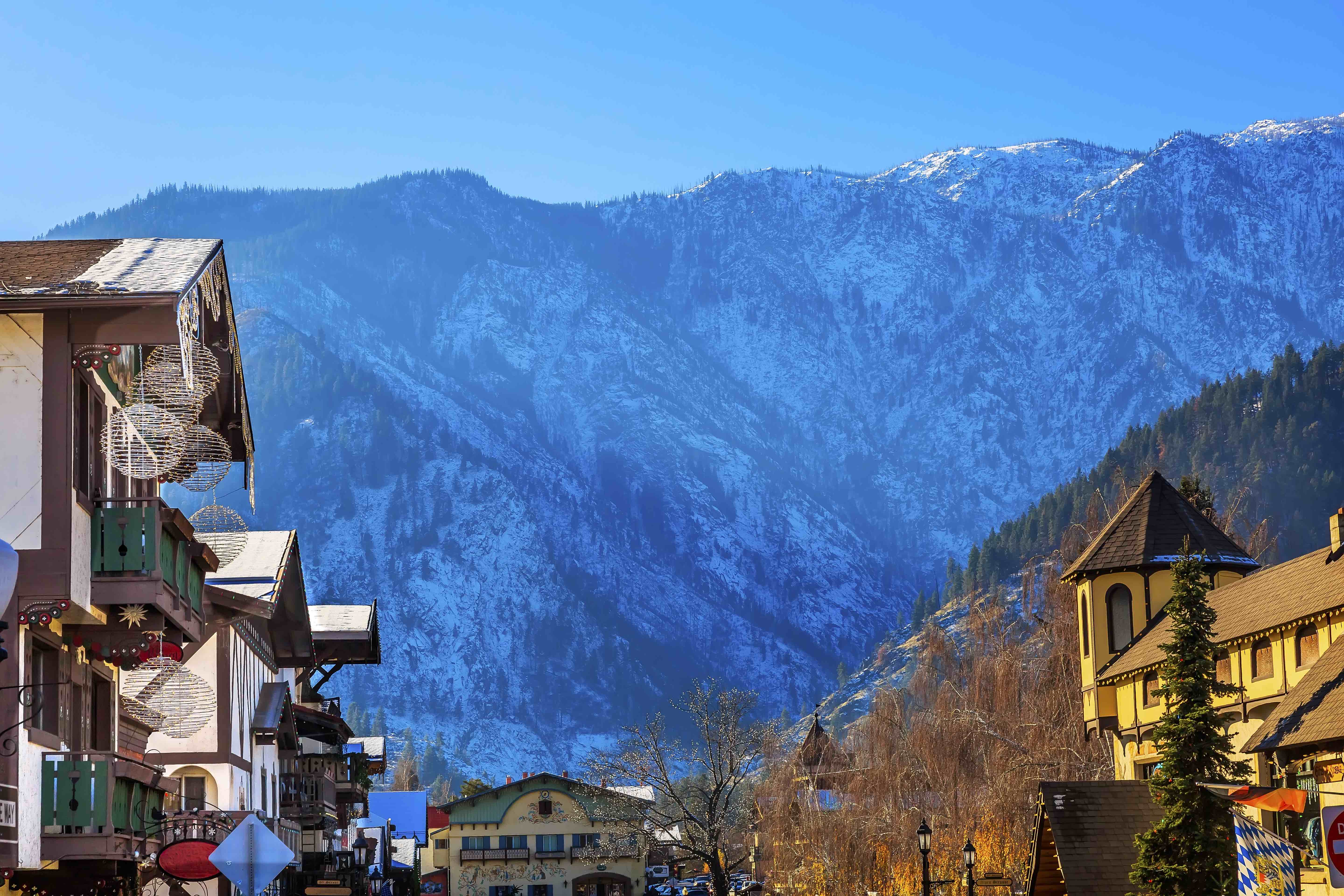 Winter Mountains Snow German Buildings Orange Maple Leaves Leavenworth Washington